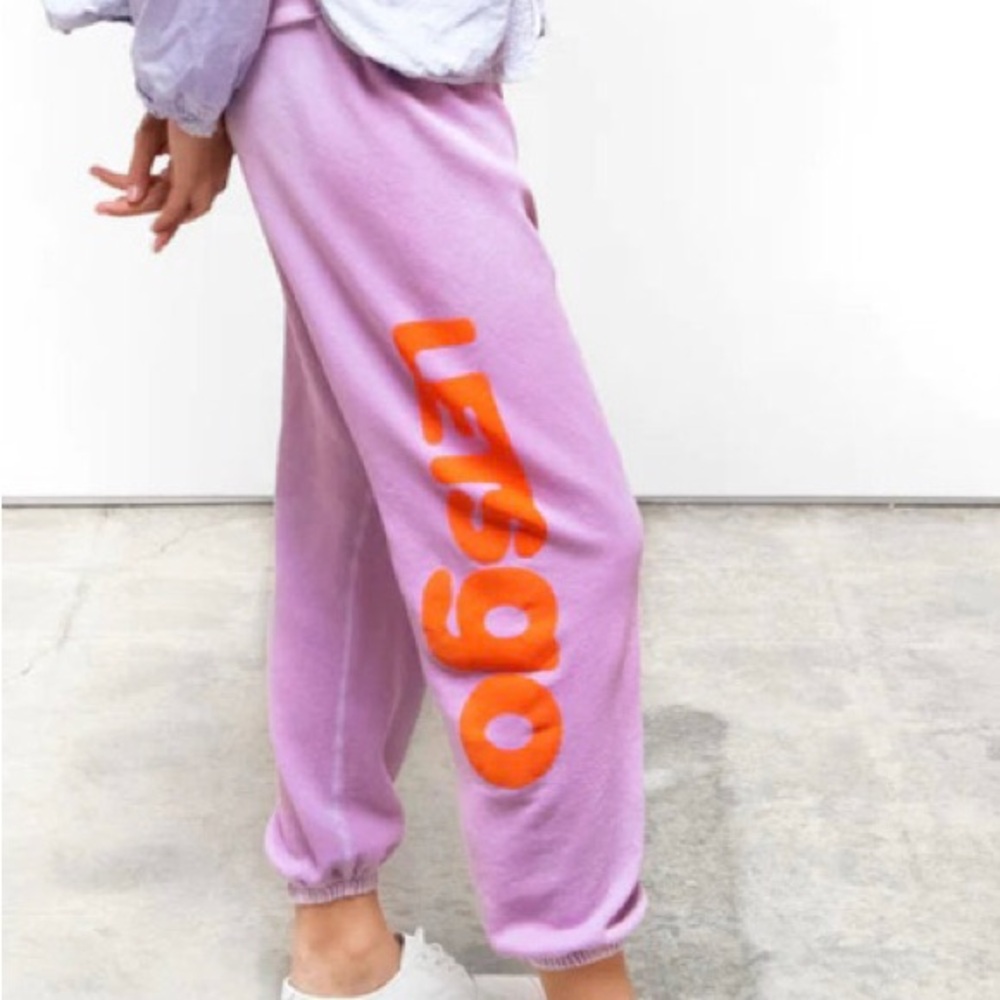 freecity unisex supervintage pink milk Sweatpants with Orange Logo Script